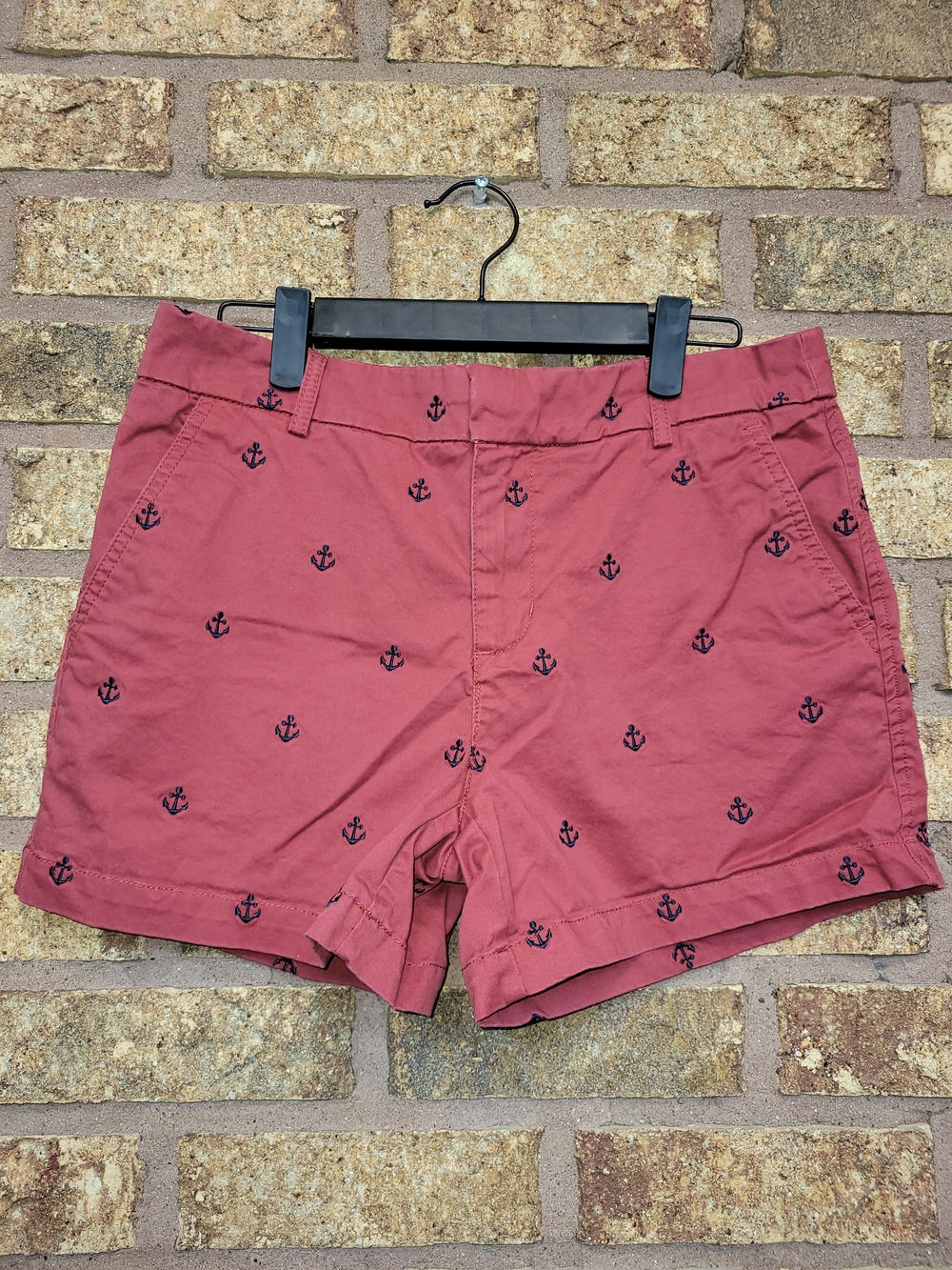 Jones & Co. Women's Anchor Embroidered Cotton Stretch Shorts Size 4